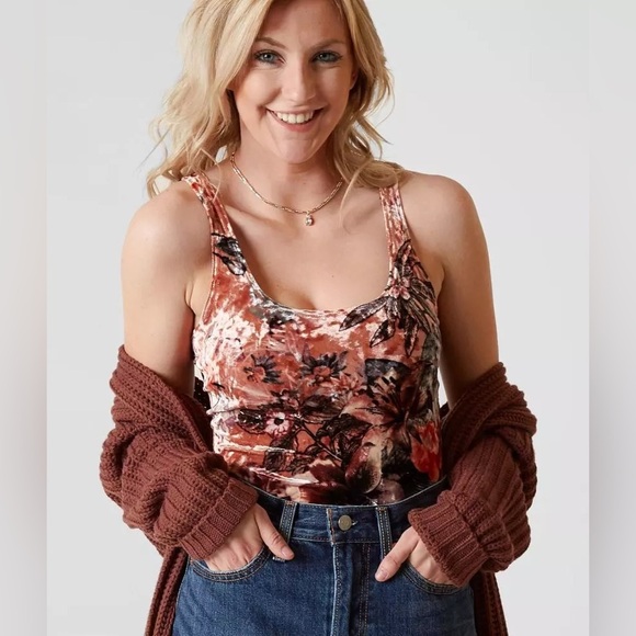 willow+ root Tops - Willow + root buckle bodysuit